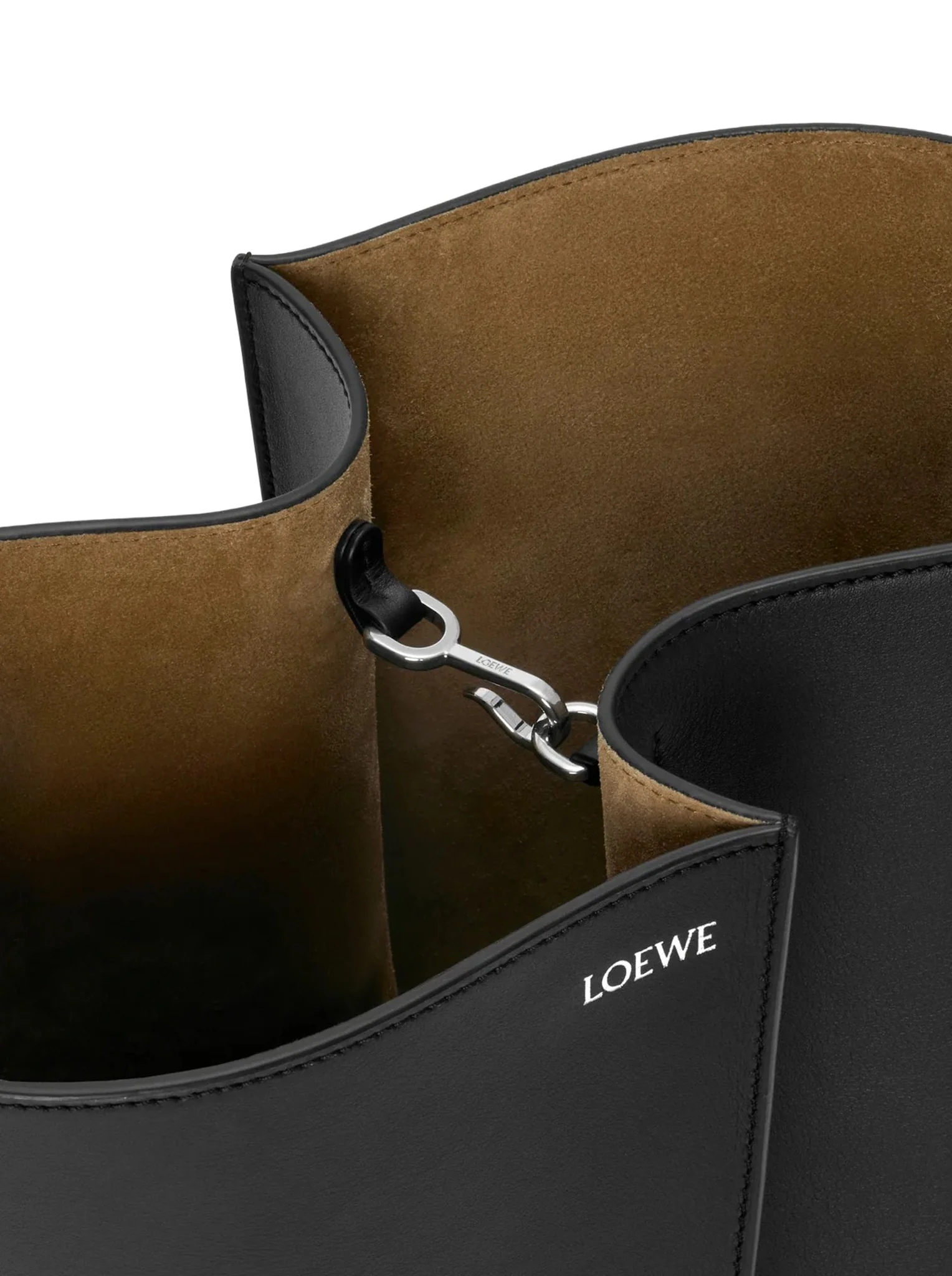 BILBAO MEDIUM BUCKET BAG IN SMOOTH CALFSKIN - Image 10