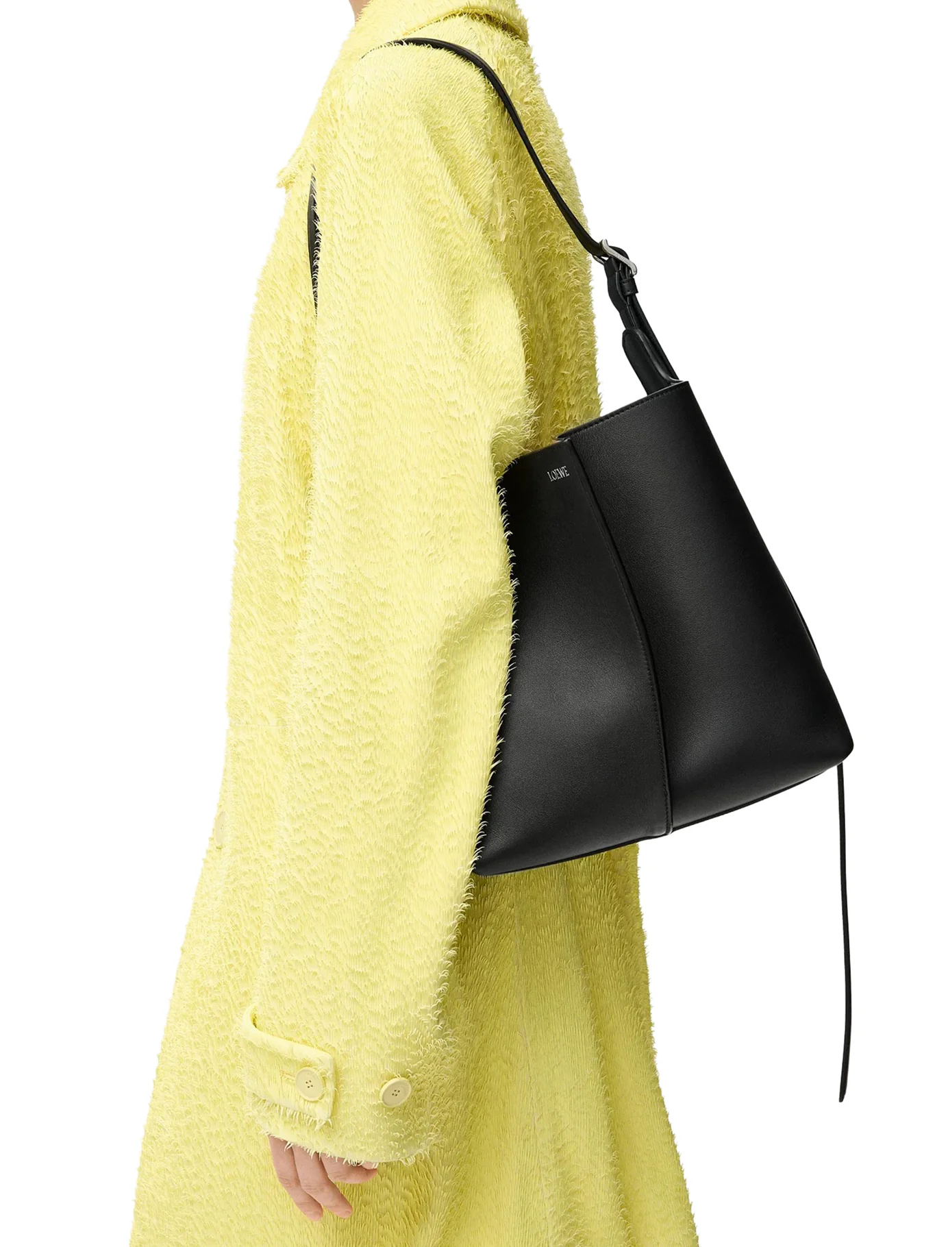 BILBAO MEDIUM BUCKET BAG IN SMOOTH CALFSKIN - Image 3