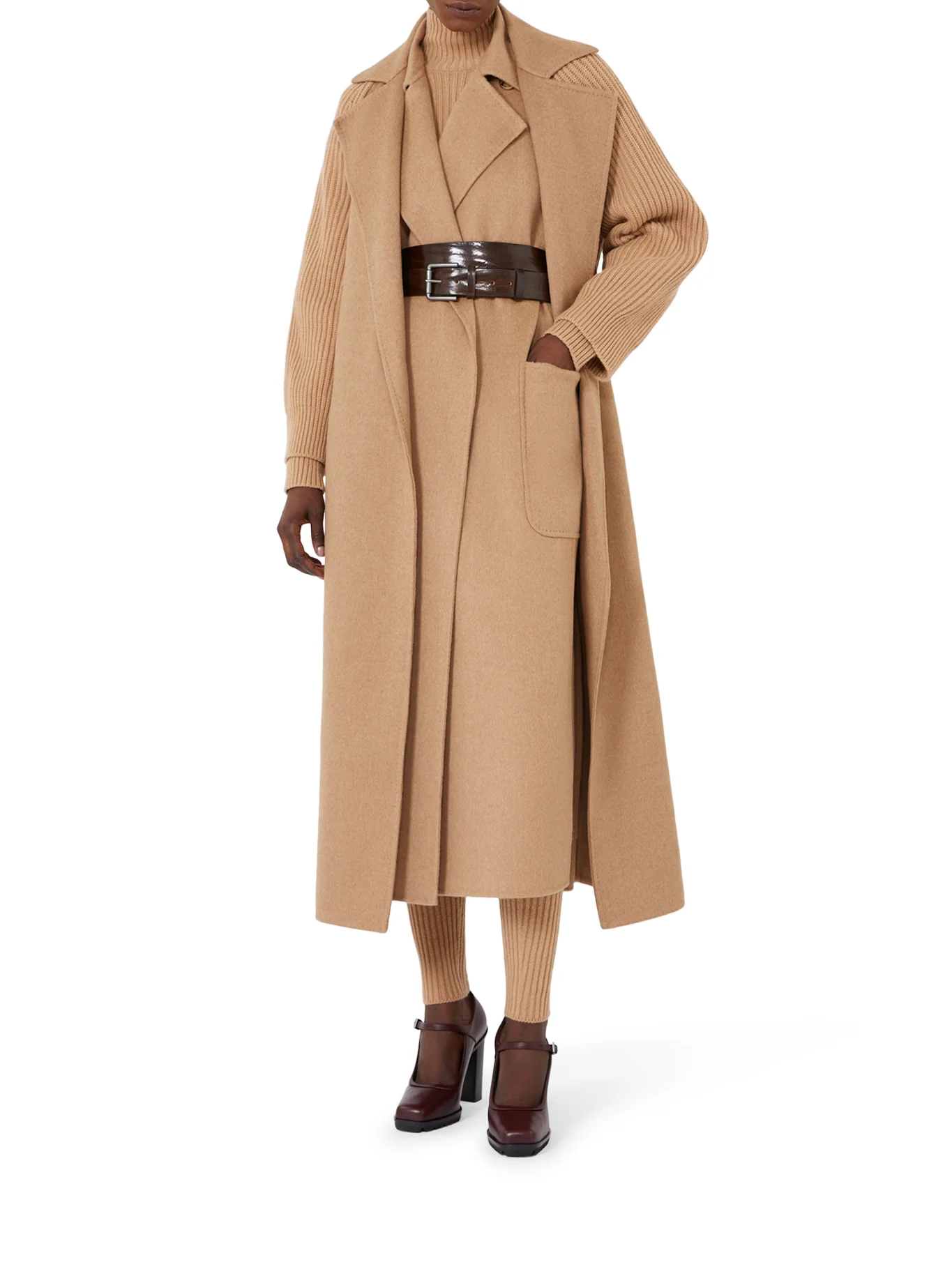 SLEEVELESS CAMEL COAT - Image 4