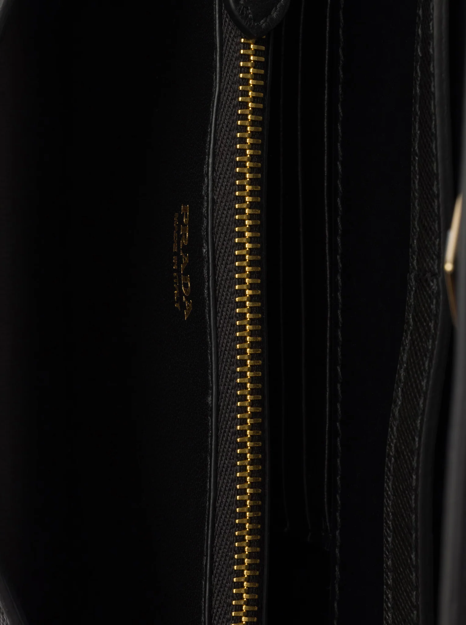 MINI SAFFIANO BAG - Image 4