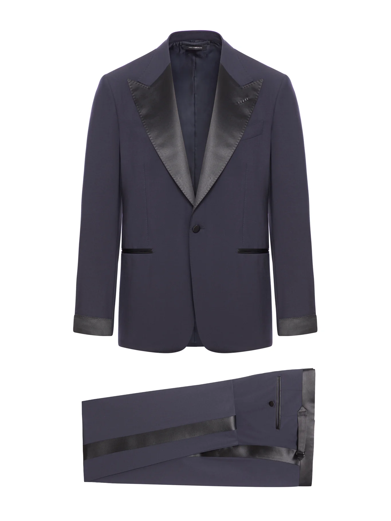SINGLE BREASTED TUXEDO WITH SILK INSERTS