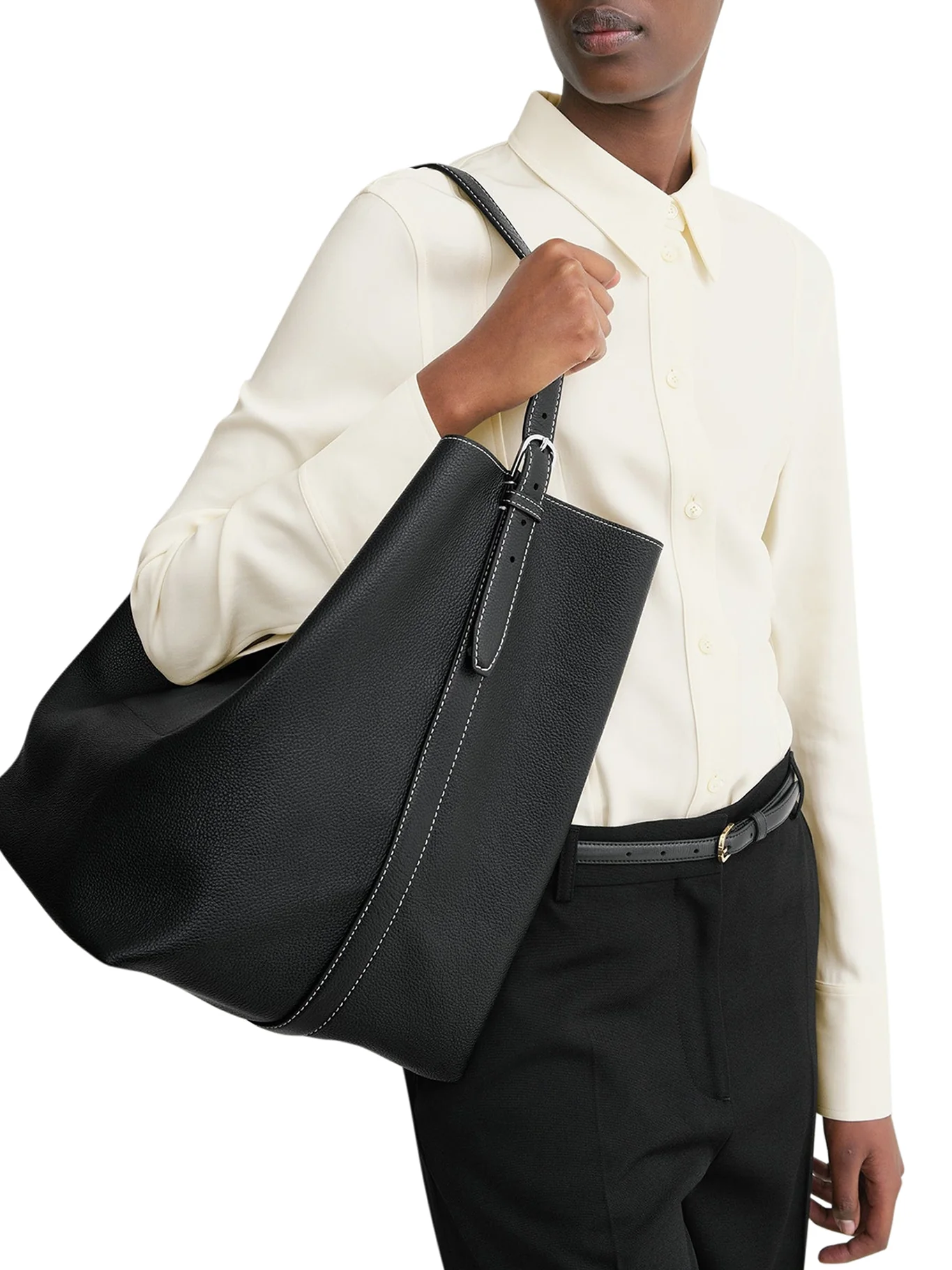 BELTED TOTE BAG IN HAMMERED CALFSKIN - Image 3